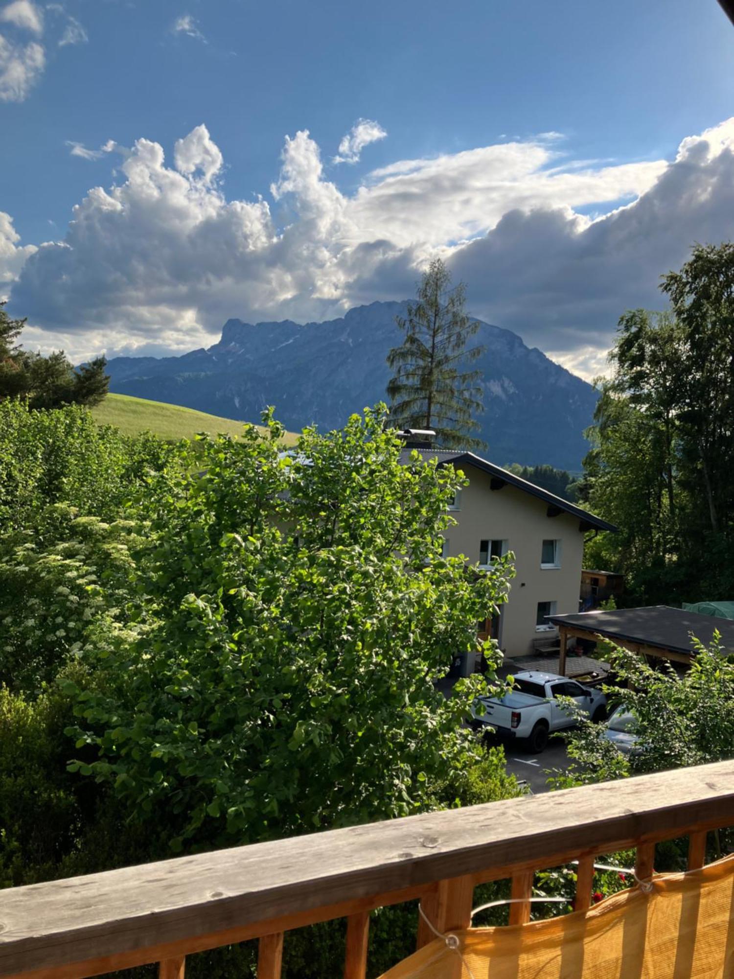 Appartement Untersberg Und Festungsblick à Puch bei Hallein Extérieur photo